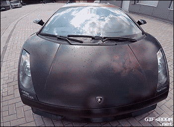 Lamborghini change color thanks to thermochromic paint